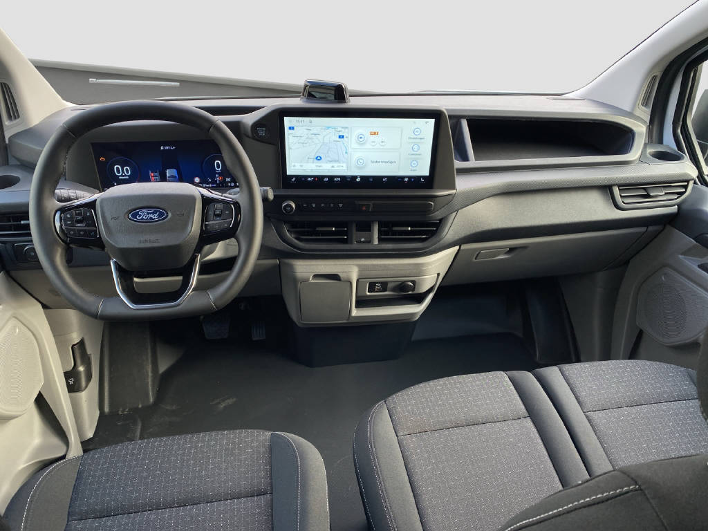 imho8269_2899599 vehicle image