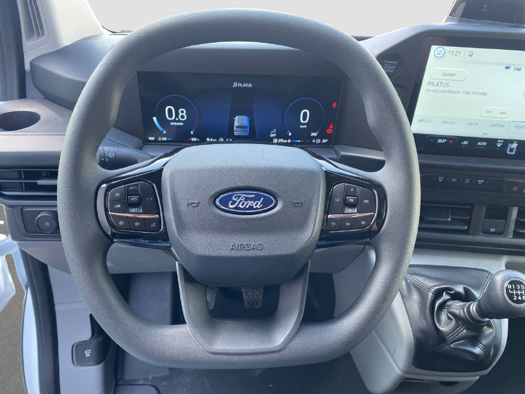 imho8269_2898848 vehicle image