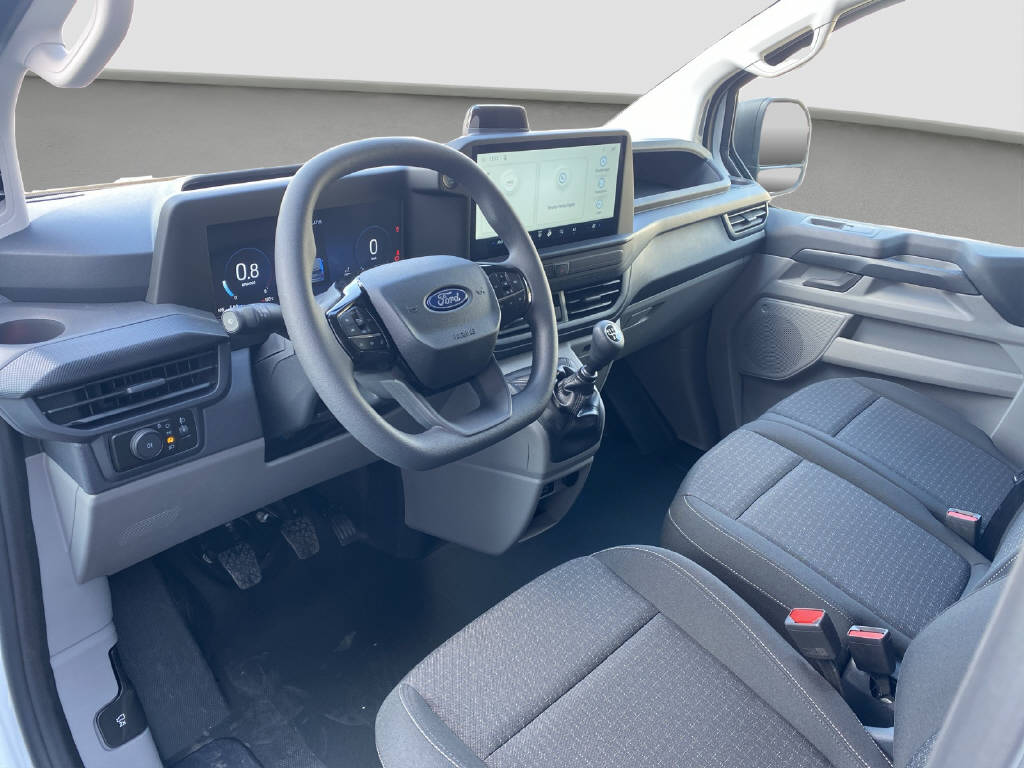 imho8269_2898848 vehicle image