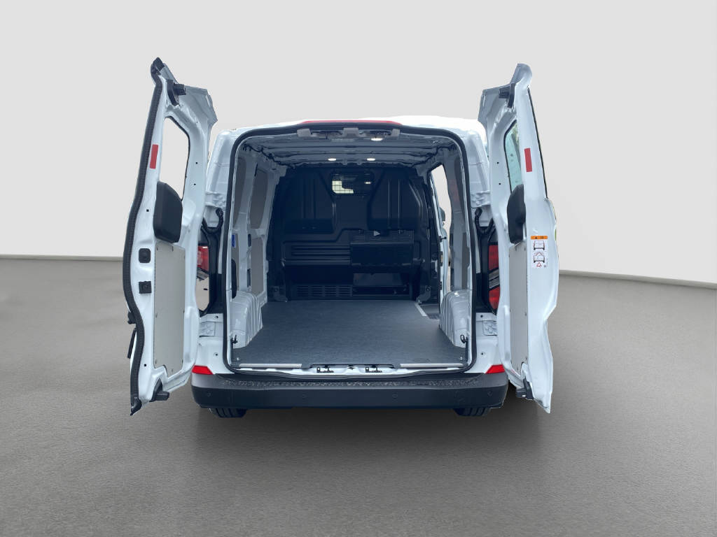 imho8269_2899601 vehicle image