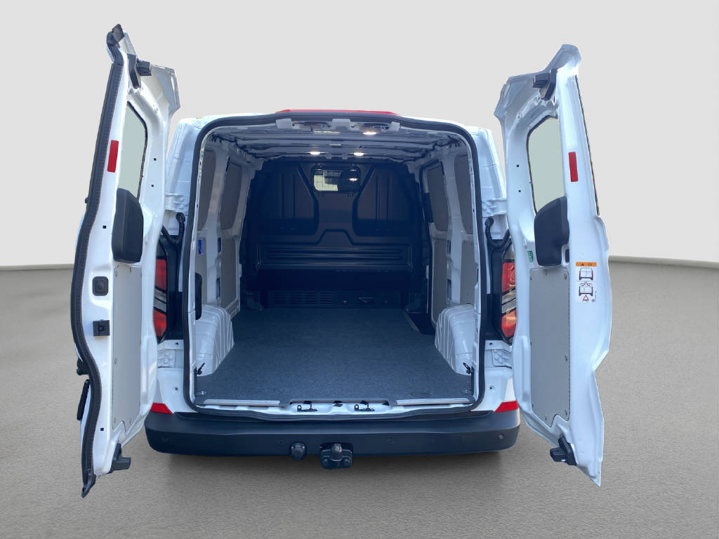 imho8269_2898853 vehicle image