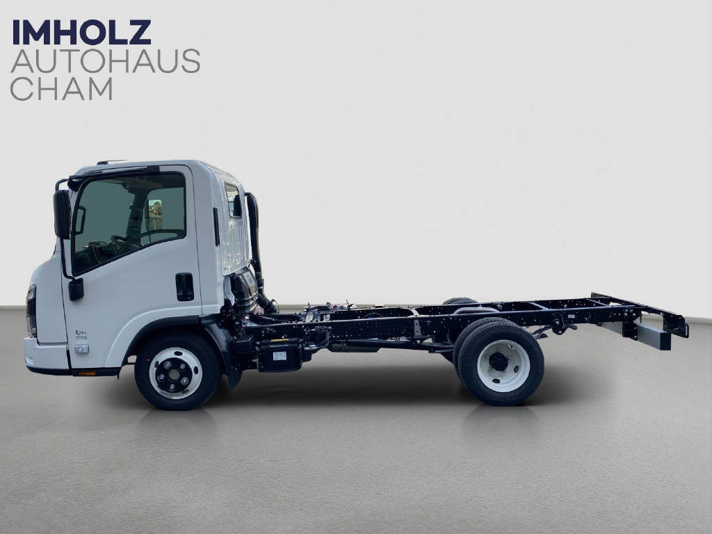 imho8269_2899607 vehicle image