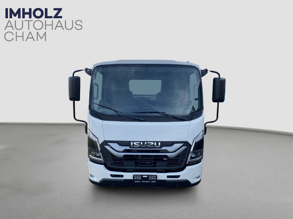 imho8269_2899607 vehicle image