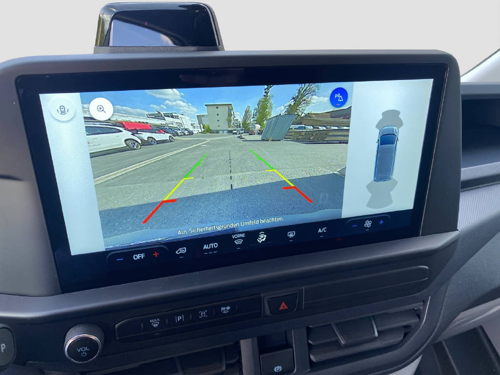 imho8269_2899609 vehicle image