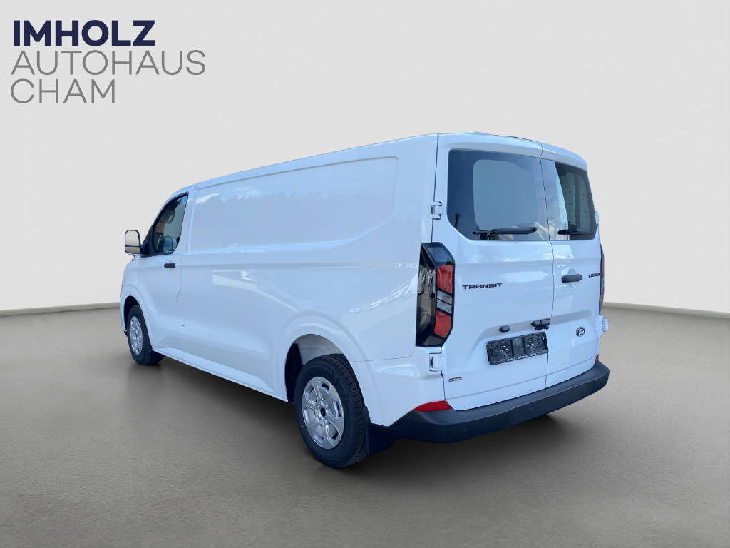 imho8269_2899609 vehicle image