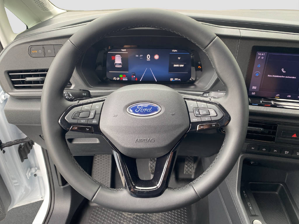 imho8269_2899610 vehicle image