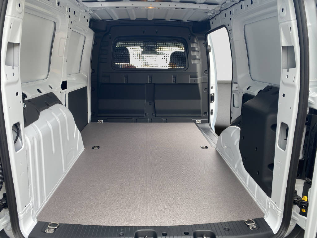 imho8269_2899610 vehicle image