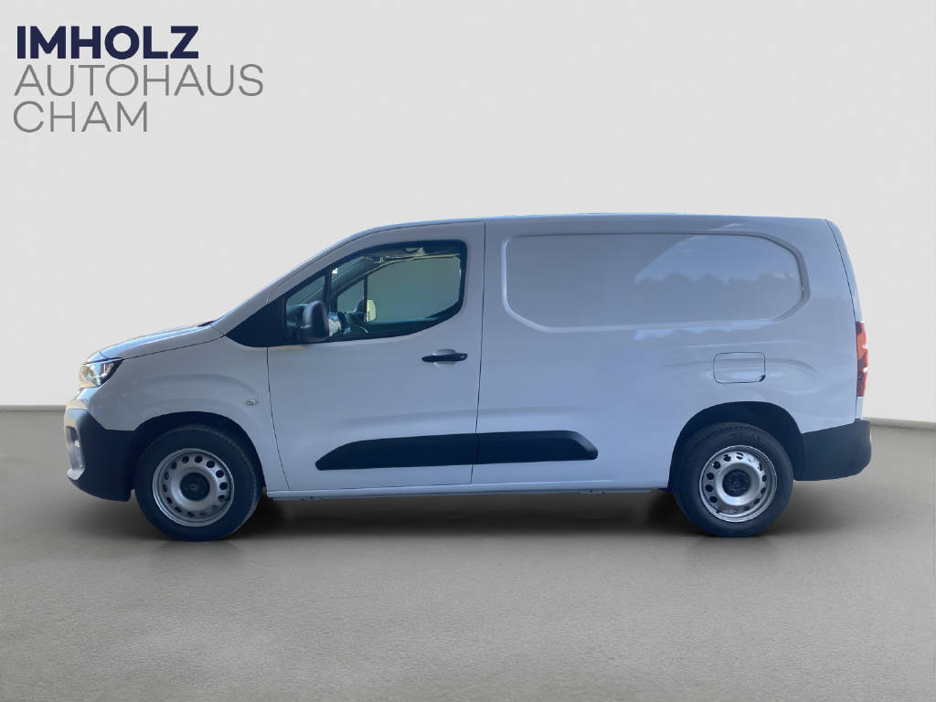 imho8269_2899615 vehicle image