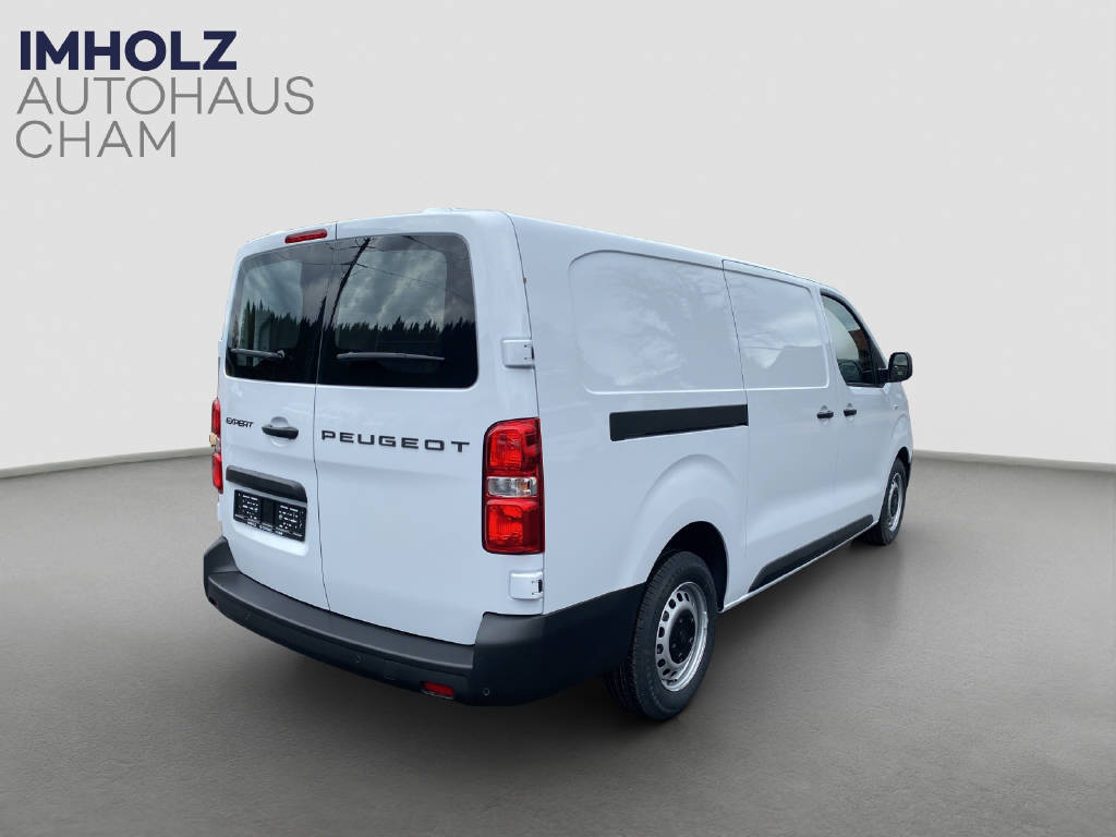 imho8269_2899617 vehicle image