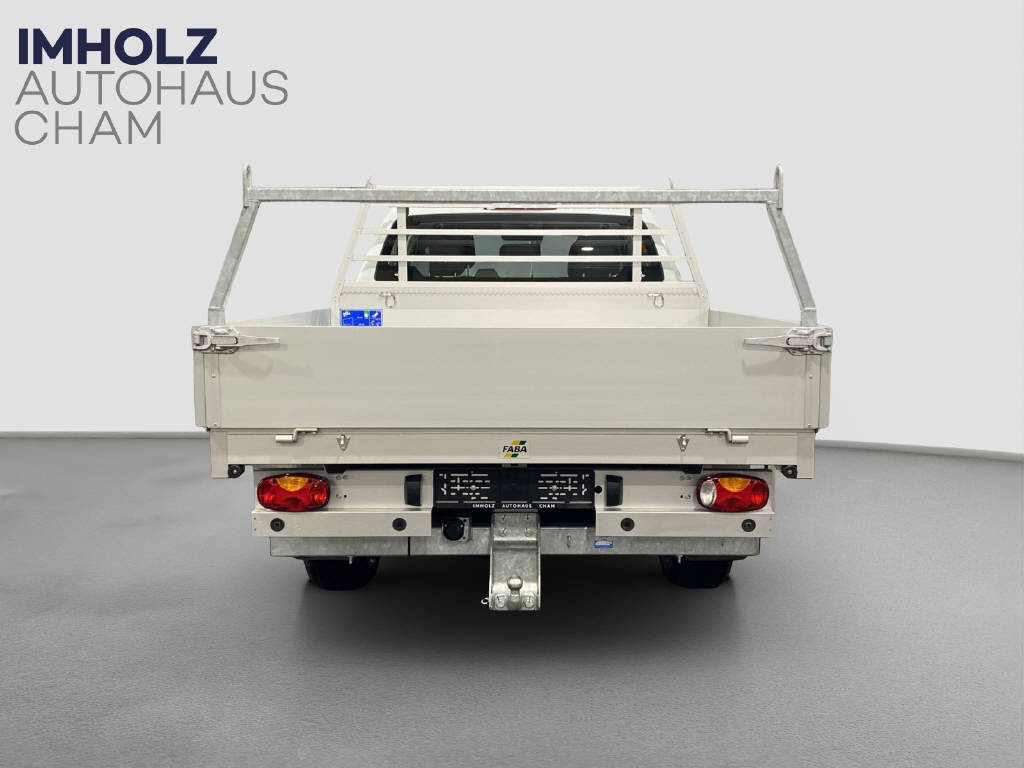 imho8269_2898867 vehicle image