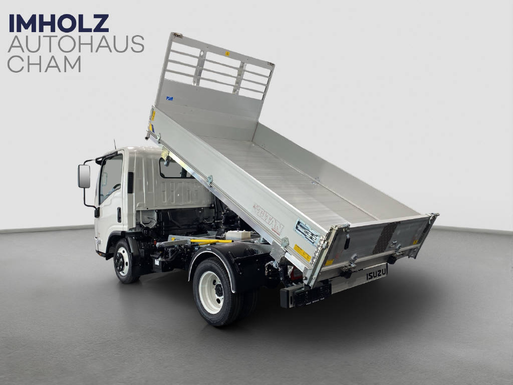 imho8269_2899631 vehicle image