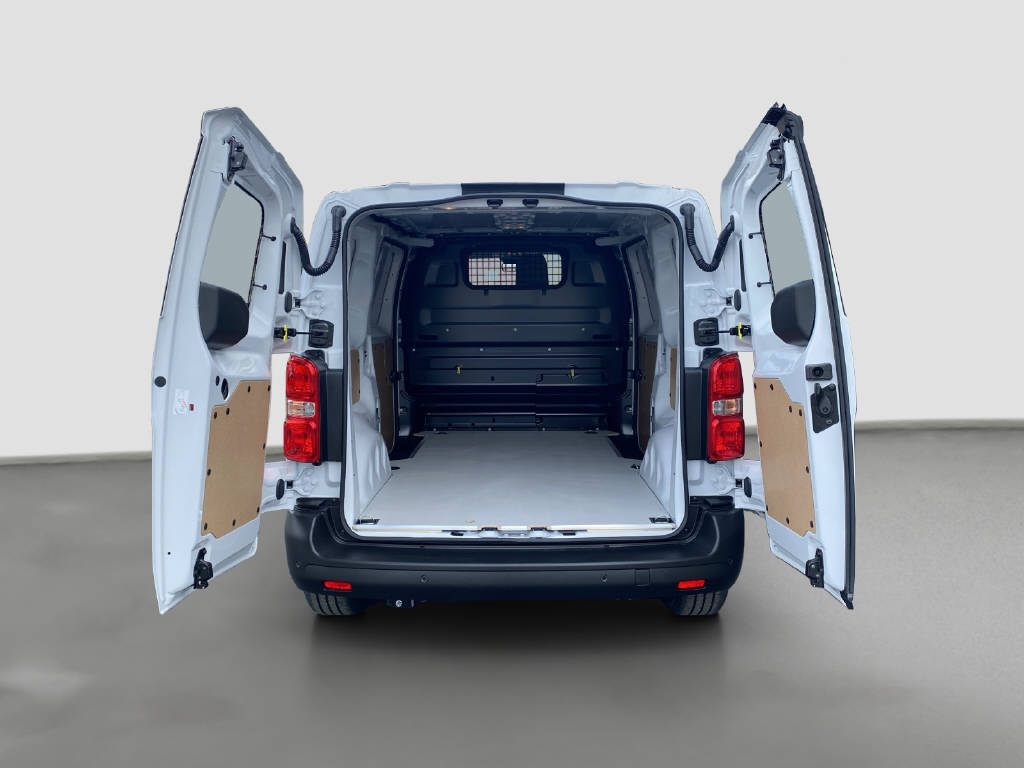 imho8269_2899632 vehicle image