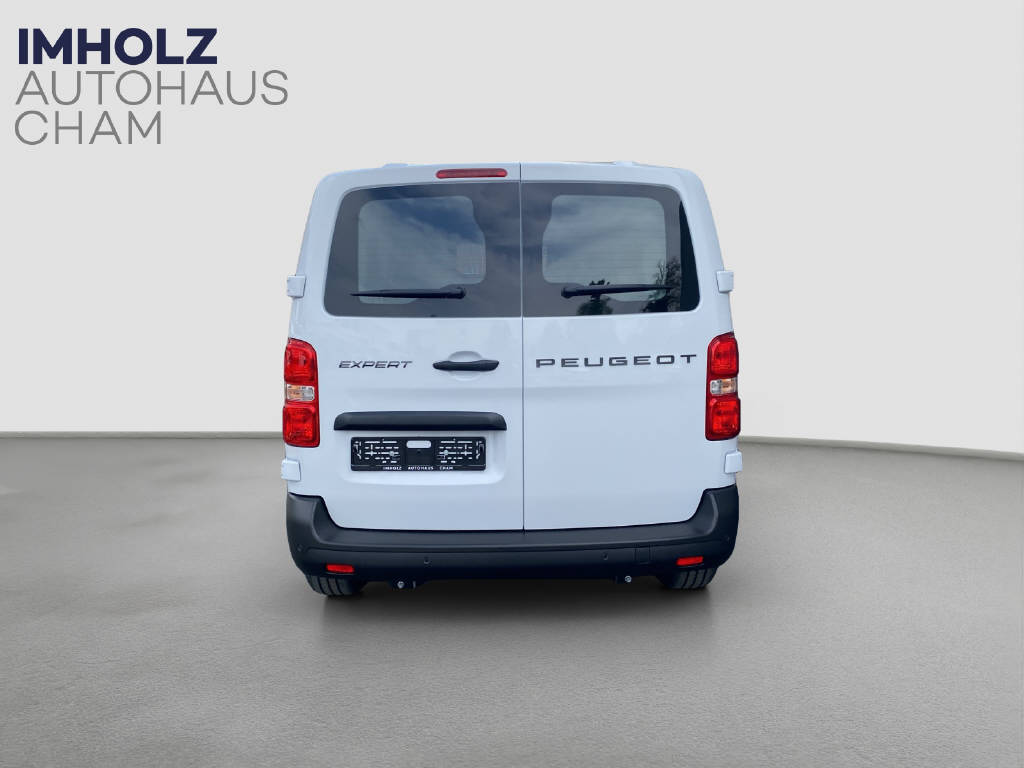 imho8269_2899632 vehicle image