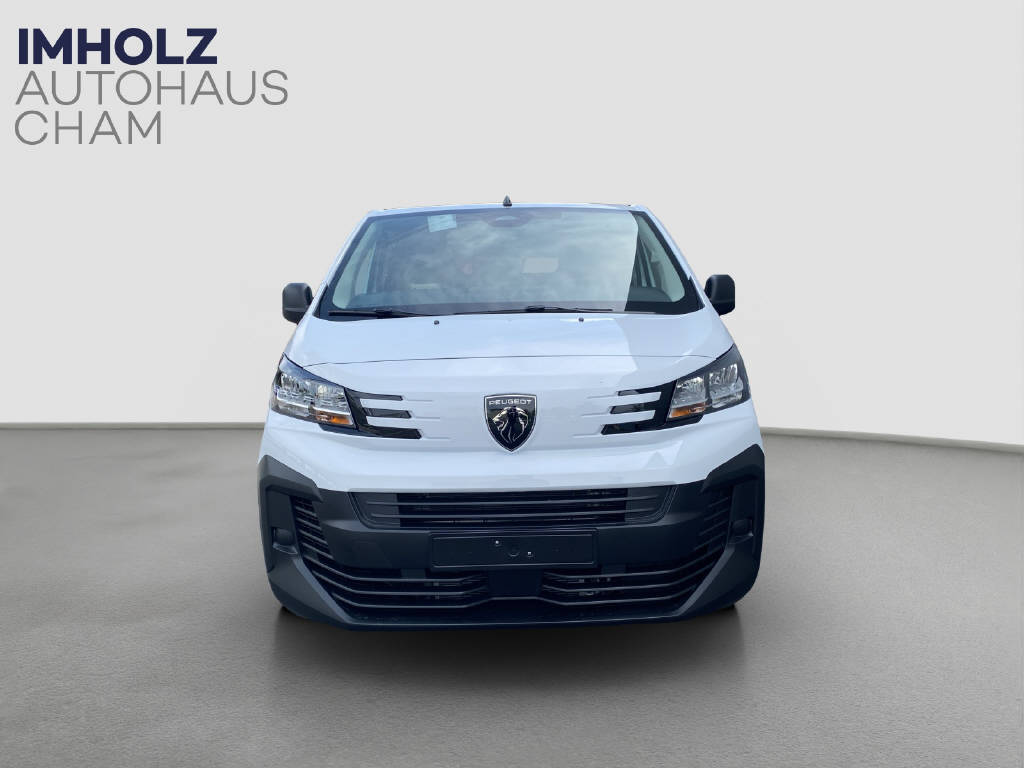 imho8269_2899632 vehicle image