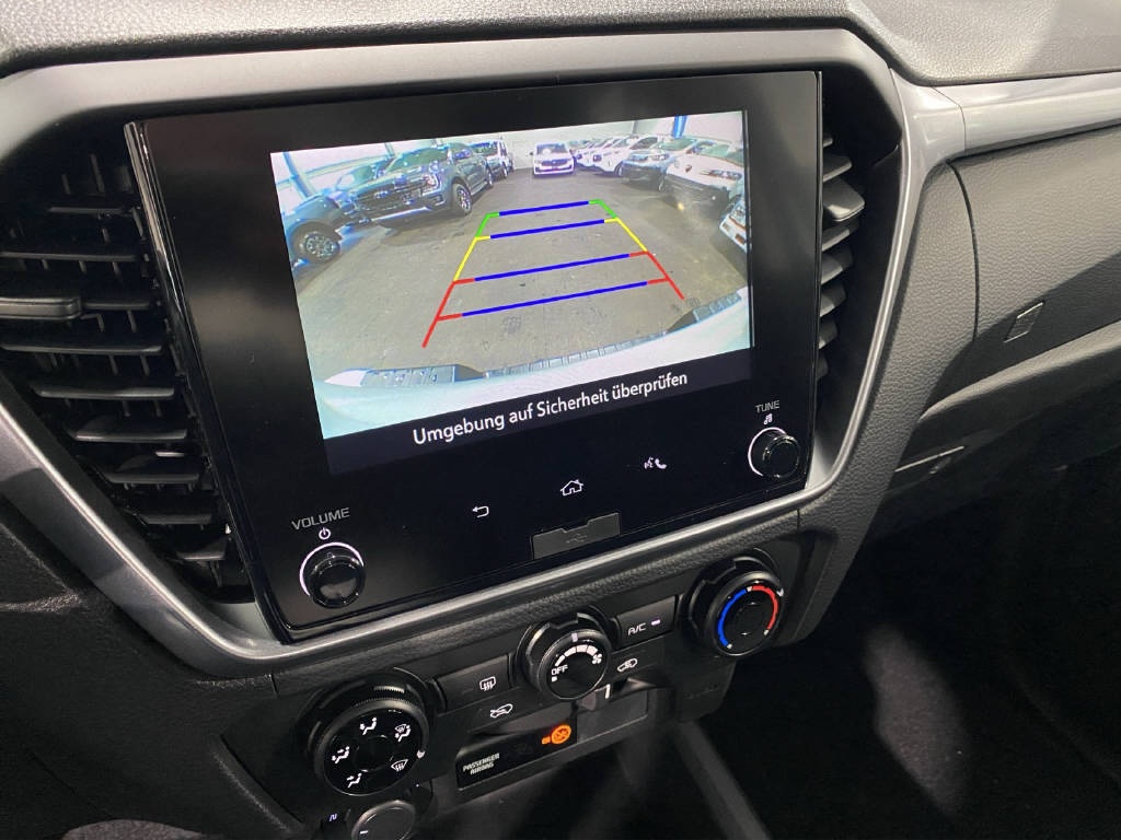 imho8269_2899635 vehicle image