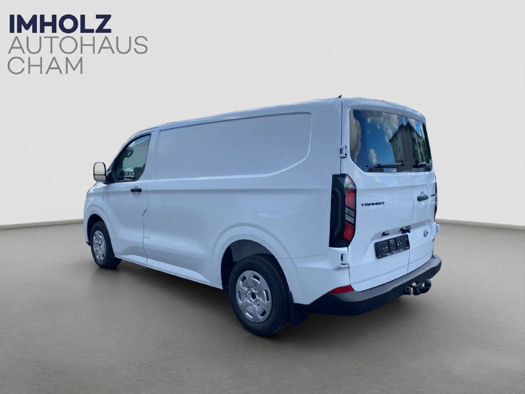 imho8269_2976147 vehicle image