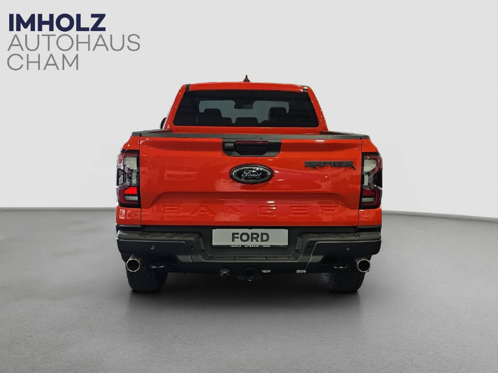 imho8269_2965873 vehicle image