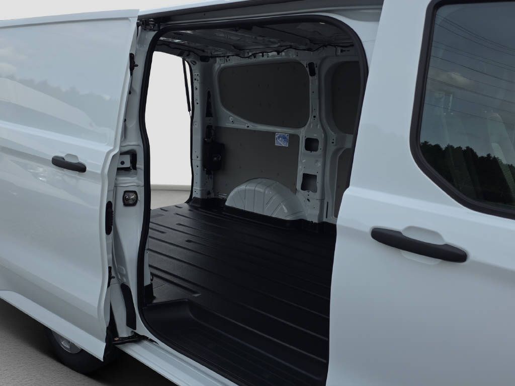 imho8269_2976151 vehicle image
