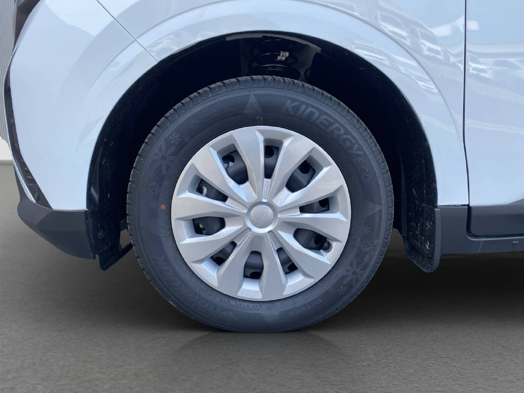 imho8269_2900933 vehicle image