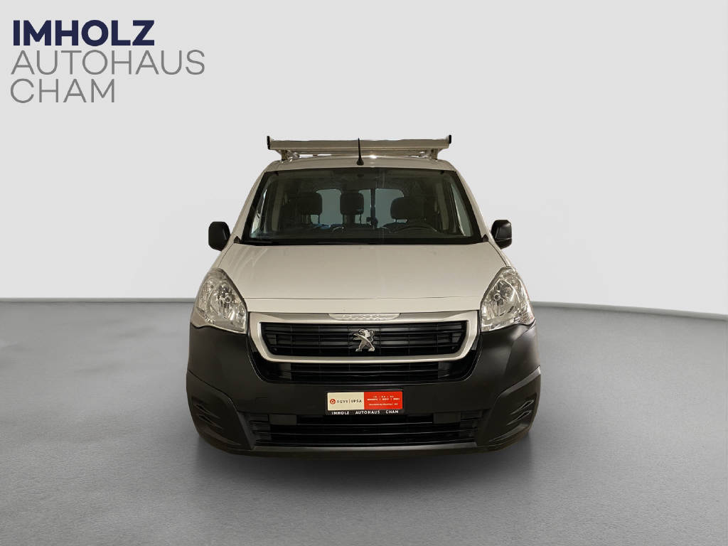 imho8269_2968223 vehicle image