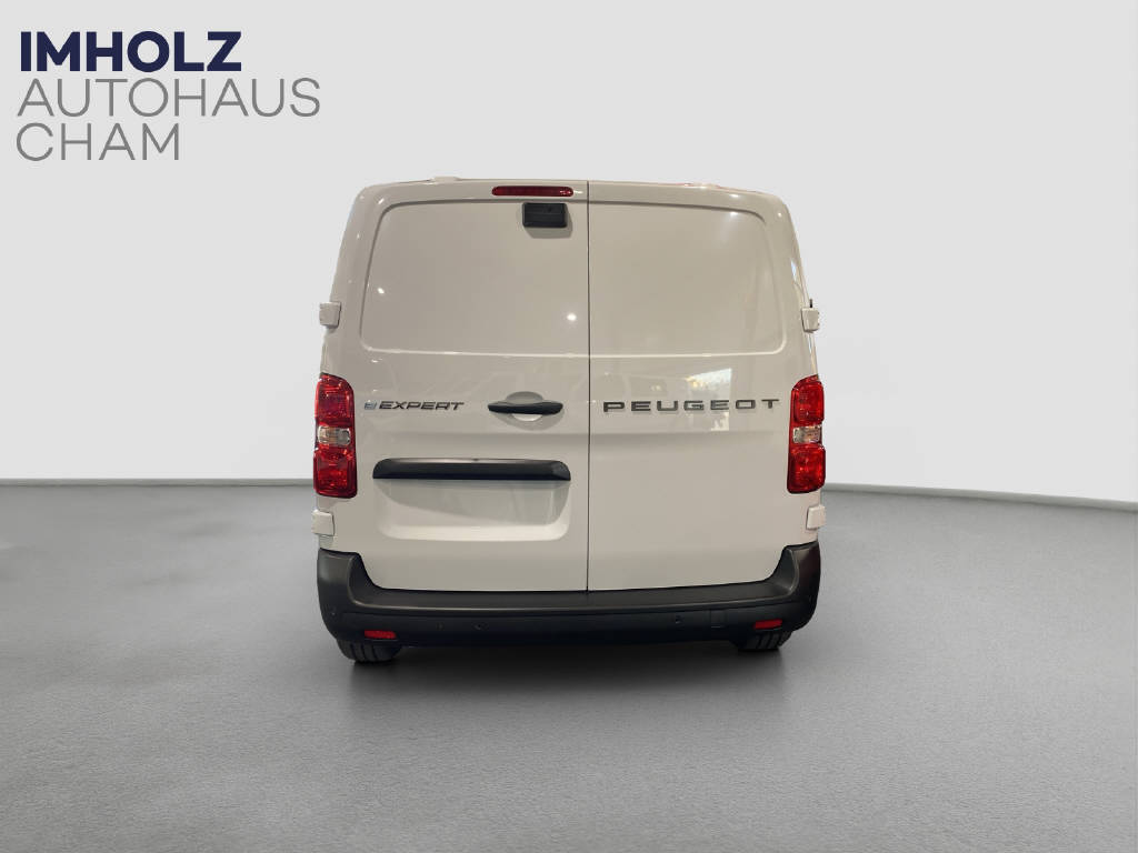 imho8269_2976159 vehicle image