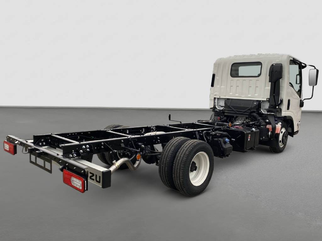 imho8269_2913070 vehicle image