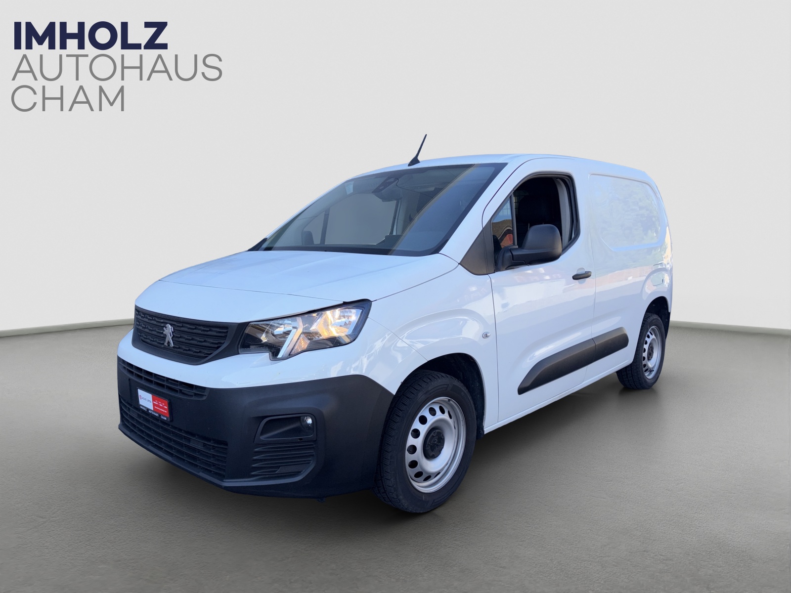 imho8269_2972228 vehicle image